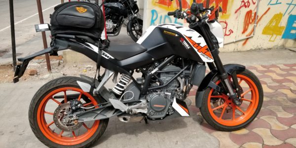 Shark Universal 28L Tank Bag with Rain Cover - Image 5