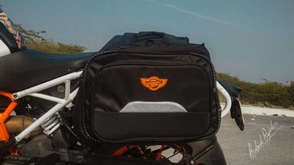 Mustang 50L Saddle Bag with Rain Cover - Image 5