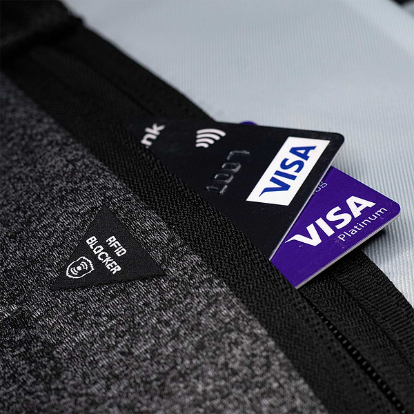 Carbonado GT3 Backpack – Black - Image 4